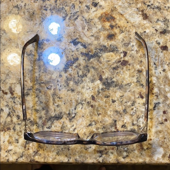 Guess Glasses - Picture 6 of 7